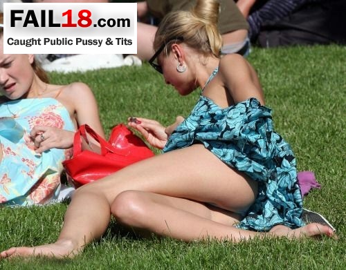 Caught Public Pussy and Tits