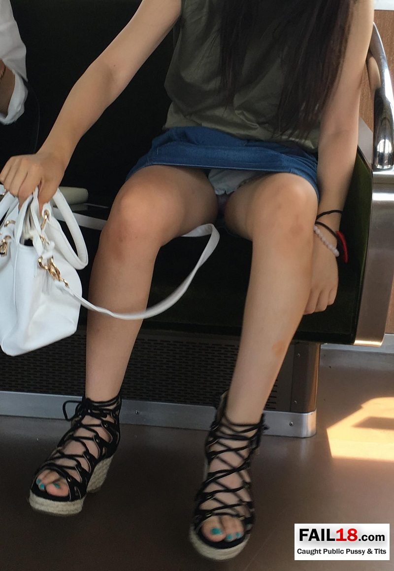 Caught Public Pussy and Tits